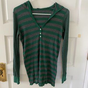 Splendid green striped pullover